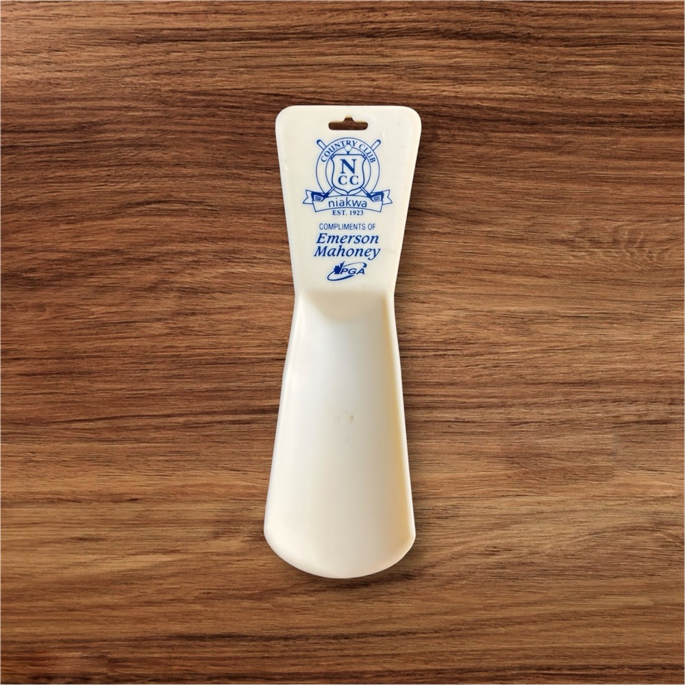 Vintage Niakwa Country Club Emerson Mahoney Shoe Horn Winnipeg Novelty Plastic
